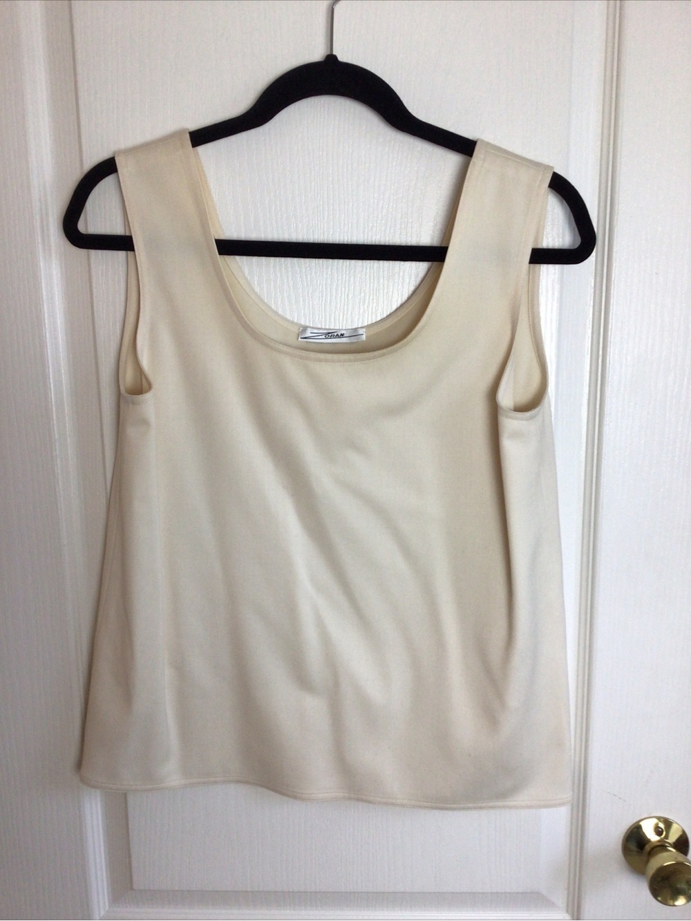 Zoran Italy Wearable Art Off-white boxy minimalist Wool shell tank